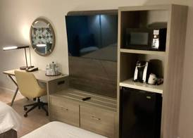 Holiday Inn Express & Suites COCOA BEACH by IHG 3