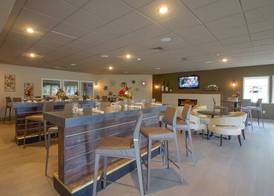 Comfort Suites at Par 4 Resort 5