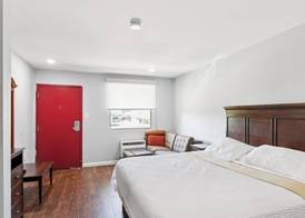 Laplace Motel 3