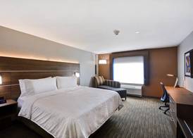 Holiday Inn Express & Suites HOUSTON NASA - BOARDWALK AREA by IHG 3