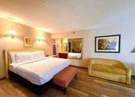 Presque Isle Hotel 5