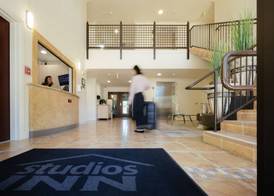Studios Inn 2