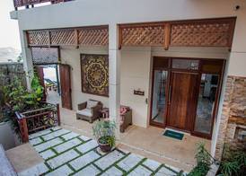 Sandalwood Luxury Villa Resort 2