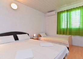 Apartment 1631 5