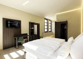 Treasury Hotel 4