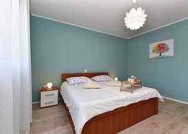 Apartment 1481 5