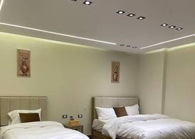 Roone pyramids view inn 2