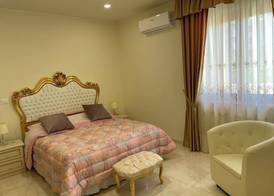 Villa Nicole House - Apartments & Suite 5