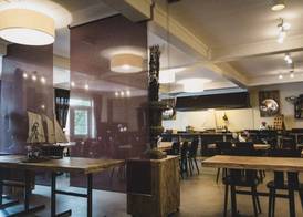 Bar-Bistro-Hotel DOK 2