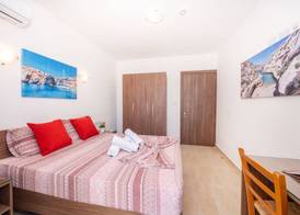 Sea Bliss 1 Bedroom Apartments by Getawaysmalta 2