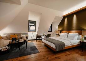 DO & CO Hotel München 3