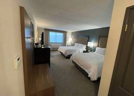Holiday Inn & Suites CHICAGO NORTHWEST - ELGIN by IHG 5