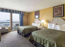 Quality Inn & Suites on the Beach Downtown 5