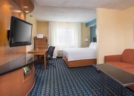 Fairfield Inn & Suites Waco South 3