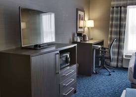 Holiday Inn Express & Suites SIDNEY by IHG 4