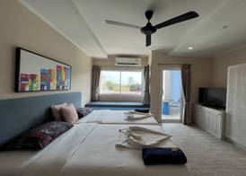 Surf & Sand Resort 4