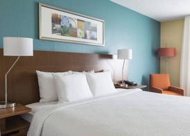 Fairfield Inn & Suites Springfield 5