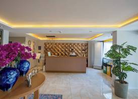 FIFTY5 Suite Hotel 3
