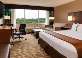 Holiday Inn & Suites OVERLAND PARK-WEST by IHG 2