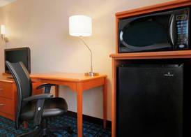 Fairfield Inn & Suites Longview 5