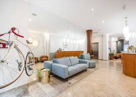 Hotel H12 5