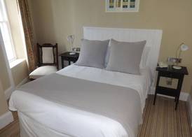 Les Douvres Hotel 5