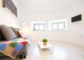 MalagaUrbanRooms - Central Suites 2