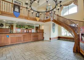 Castle Inn and Suites Anaheim 3