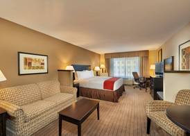 Holiday Inn Express & Suites EL PASO AIRPORT by IHG 3