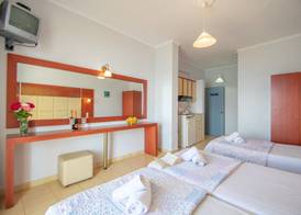 Agoulos Beach Hotel 4