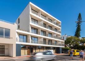 Monumental Plaza by Petit Hotels 2