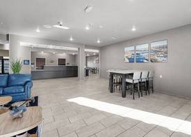 Riverstone Suites by Cobblestone Hotels - Chippewa Falls 4