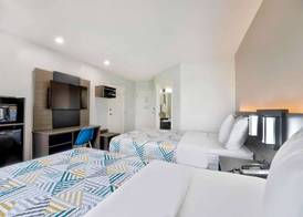 Motel 6-Benbrook, TX - Fort Worth 4