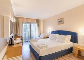 L'ancora Beach Hotel 3