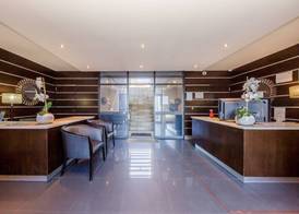 Infinity - Stunning 1 bedroom apartment with sea & mountain views 2