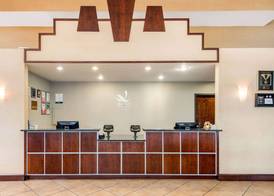 Quality Inn & Suites Tarpon Springs South 3