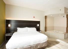 Holiday Inn Express & Suites READING AIRPORT by IHG 5