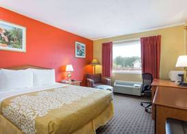 Days Inn by Wyndham Chincoteague Island 4