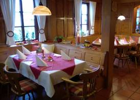 Landhotel Vierjahreszeiten 4