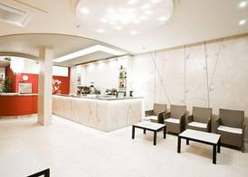 Cosmopol Hotel 3