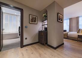 Stock Exchange Hotel, Manchester, Autograph Collection 4