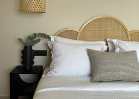 Morfes Luxury Suites by Caldera Houses 5