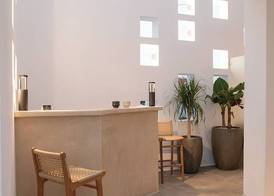 "Makava Suites" Your Luxe Urban Sanctuary 2
