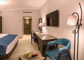 Invidia Coral Beach Tiran 5