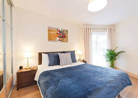 Broc House Suites 5