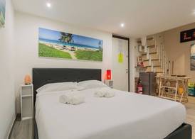 Little Havana Apartment by Wonderful Italy 4