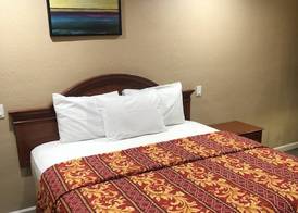Budget Inn Motel 4