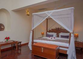 Mzima Beach 4