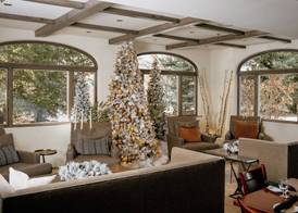 Knob Hill Inn 2