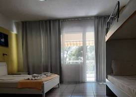 Dryades Hotel 5